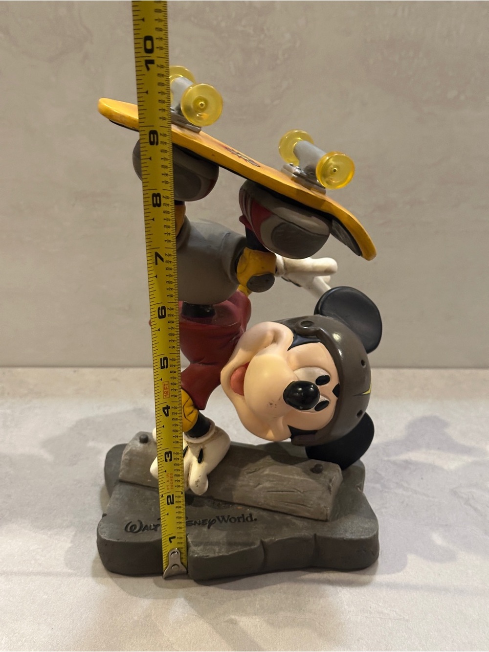 Walt Disney World Mickey Mouse Baseball Pitcher Bobblehead - Picture 9 of 10